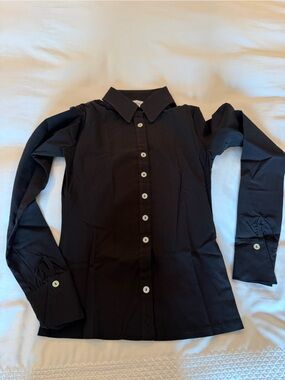 Susamusa Black Dress Shirt - Classic Button-Up as worn by Bella Hadid, runs smal